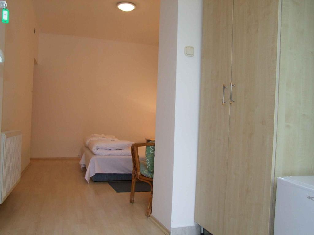 Hotel Platán Zamárdi Habitación foto